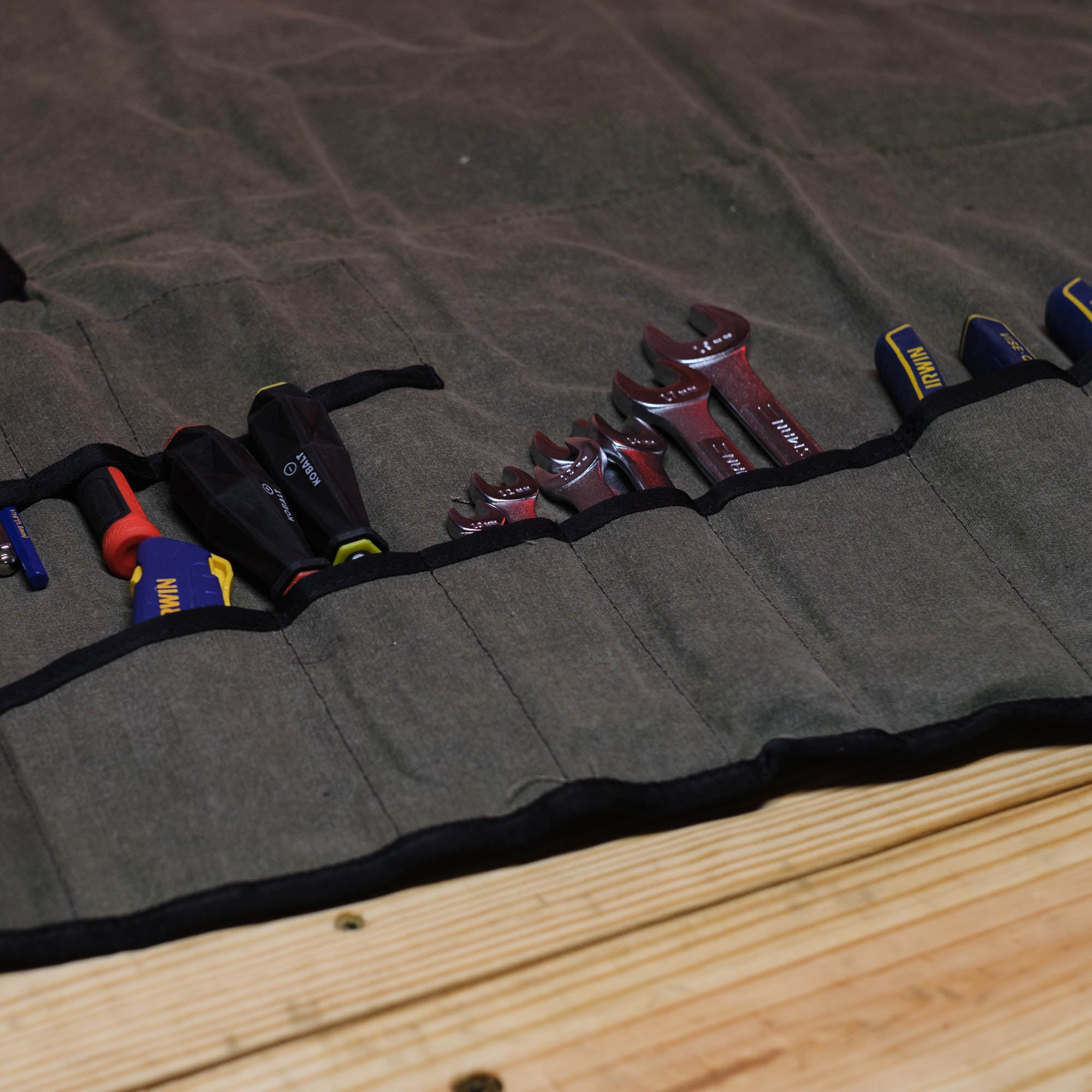 the best canvas tool roll